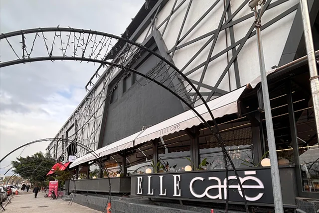 ELLE Cafe Park Forbes